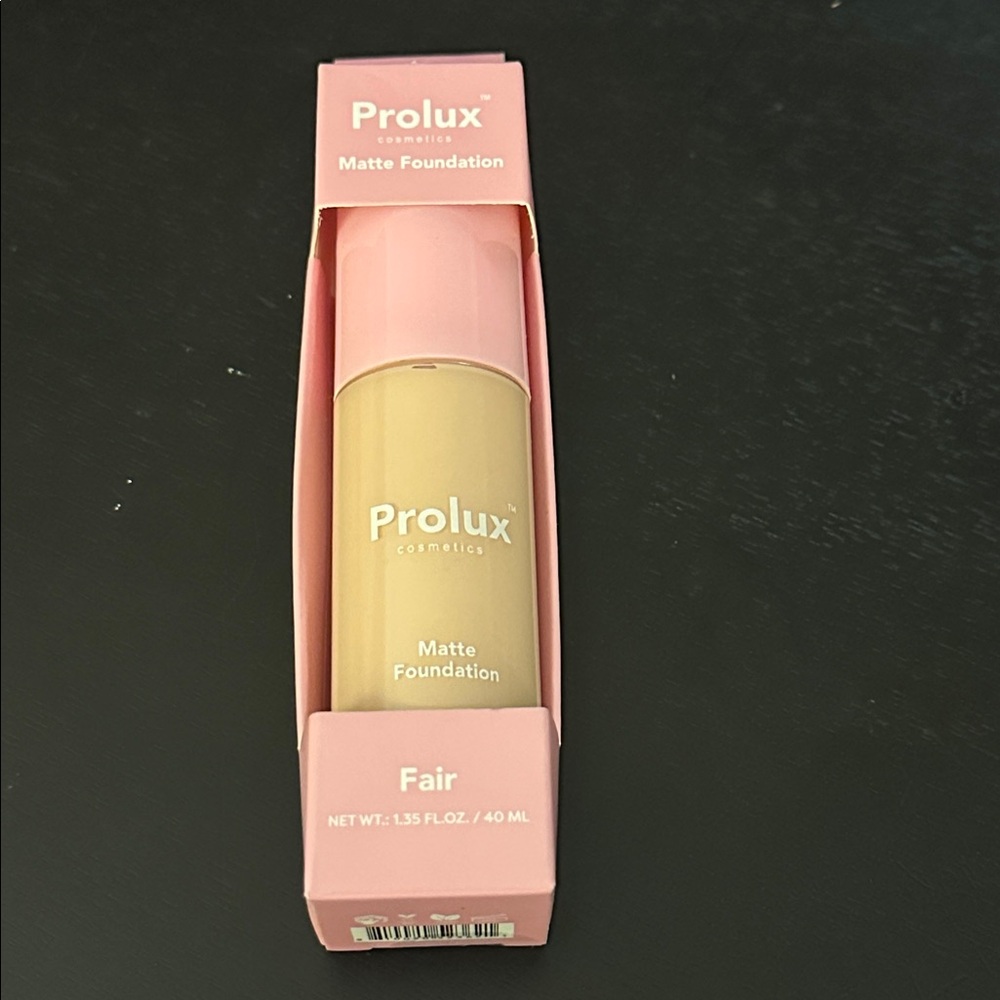 Prolux Matte Foundation - Fair
